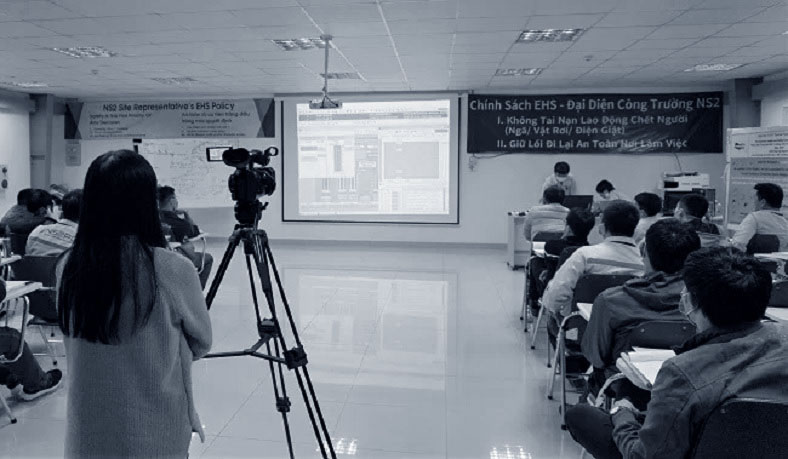 Adcentral tác nghiệp sản xuất video training cho nhà điện